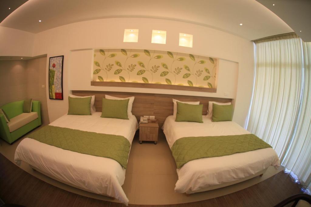 Sawary Beach Hotel Batroûn Rum bild